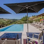 Ambra Villa *
