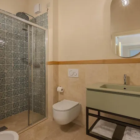 Ambra Villa